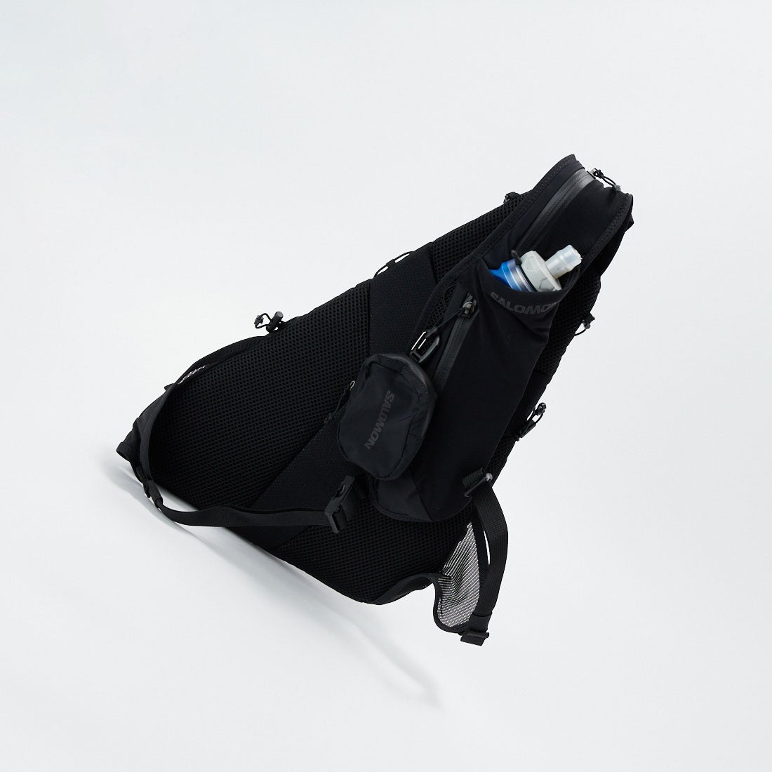 SALOMON [サロモン] ADV クロスボディバッグ [ADV-CROSS-BODY-BAG