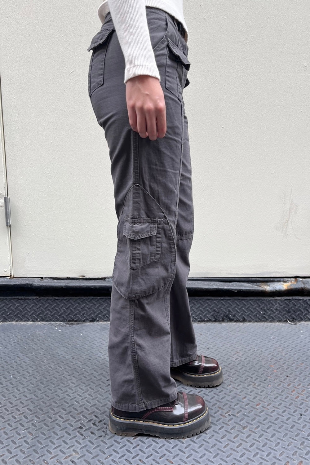 Kim Cargo Pants – Brandy Melville Online Japan