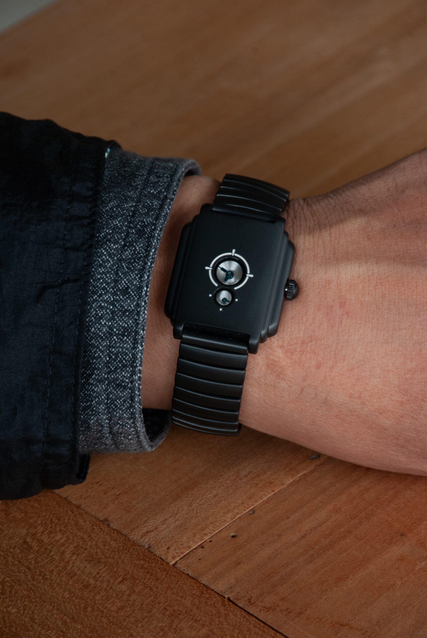 Post O'Alls Lucky Watch Flat Black | kado〔カド オノミチ〕