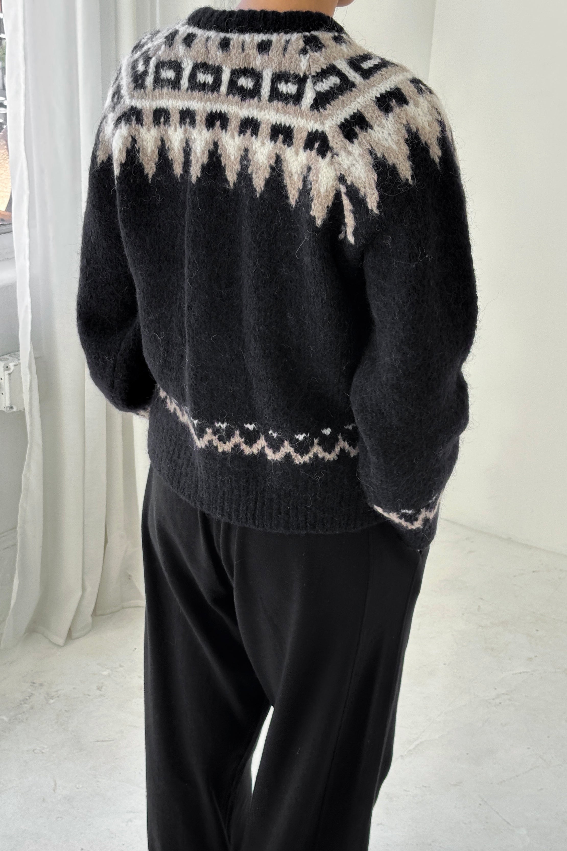 Alpaca Cabin Cardigan - Black