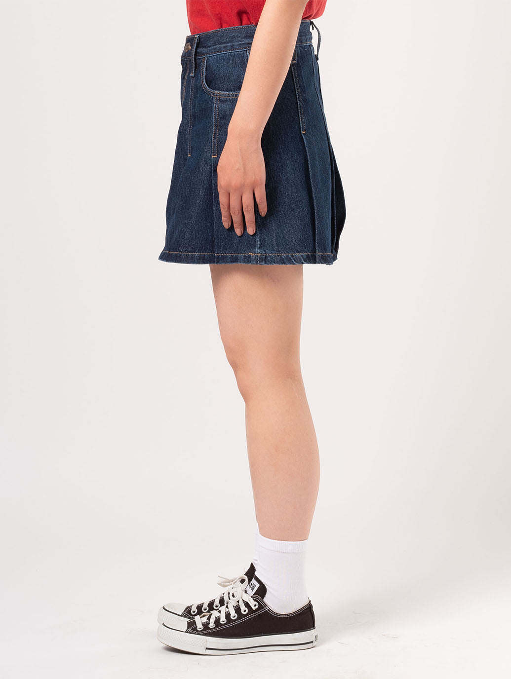 PLEATED ミニスカート ダークインディゴ – リーバイス®公式オンライン