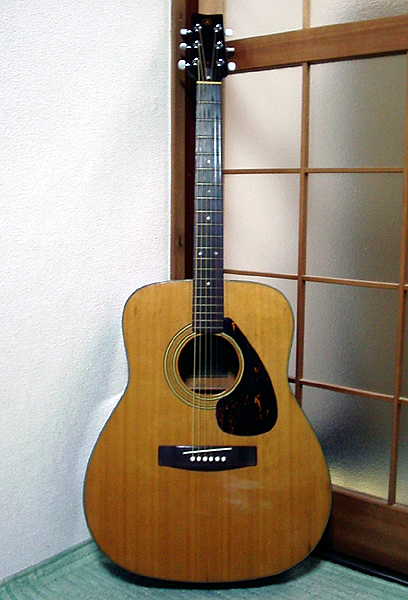 ヤマハ FG黒ラベル （YAMAHA FG-180J） : ギター・ラボ （国産ギター