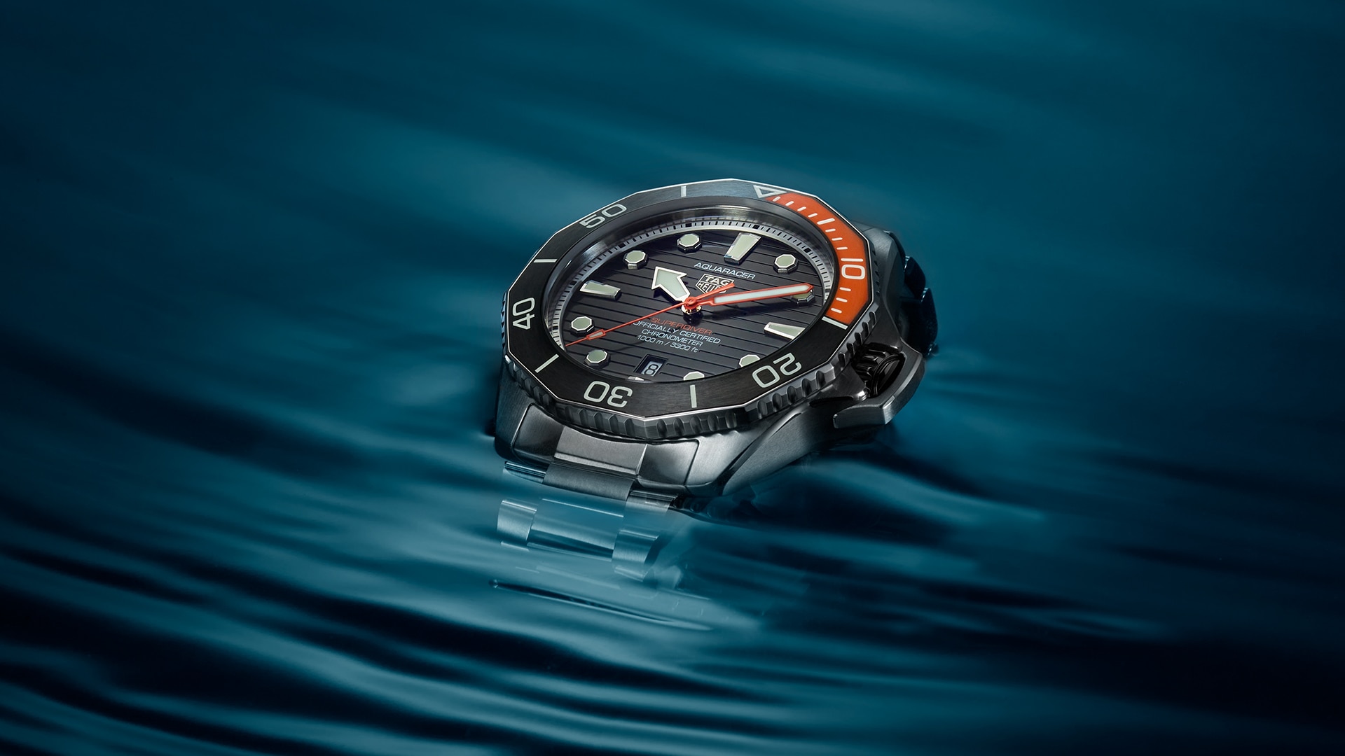 新たな深みへ：究極のラグジュアリーダイバーズウォッチ | TAG Heuer