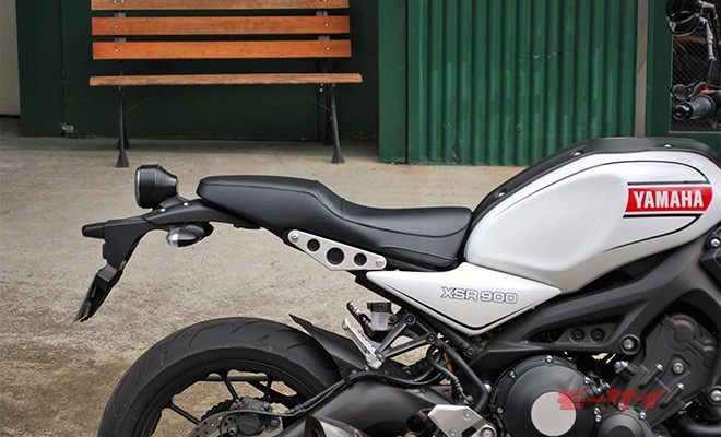 K&HからヤマハXSR900用ハイシートが登場 | モーサイ（Motorcyclist Web）