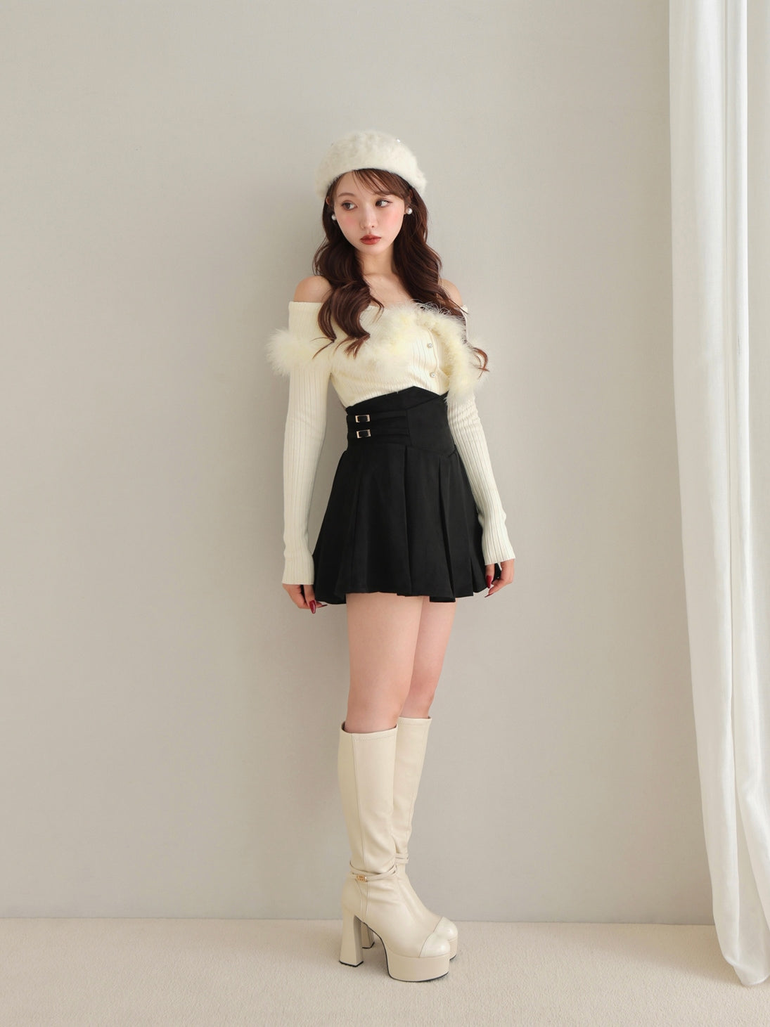 Off shoulder feather knit(eme10787) – M me eme