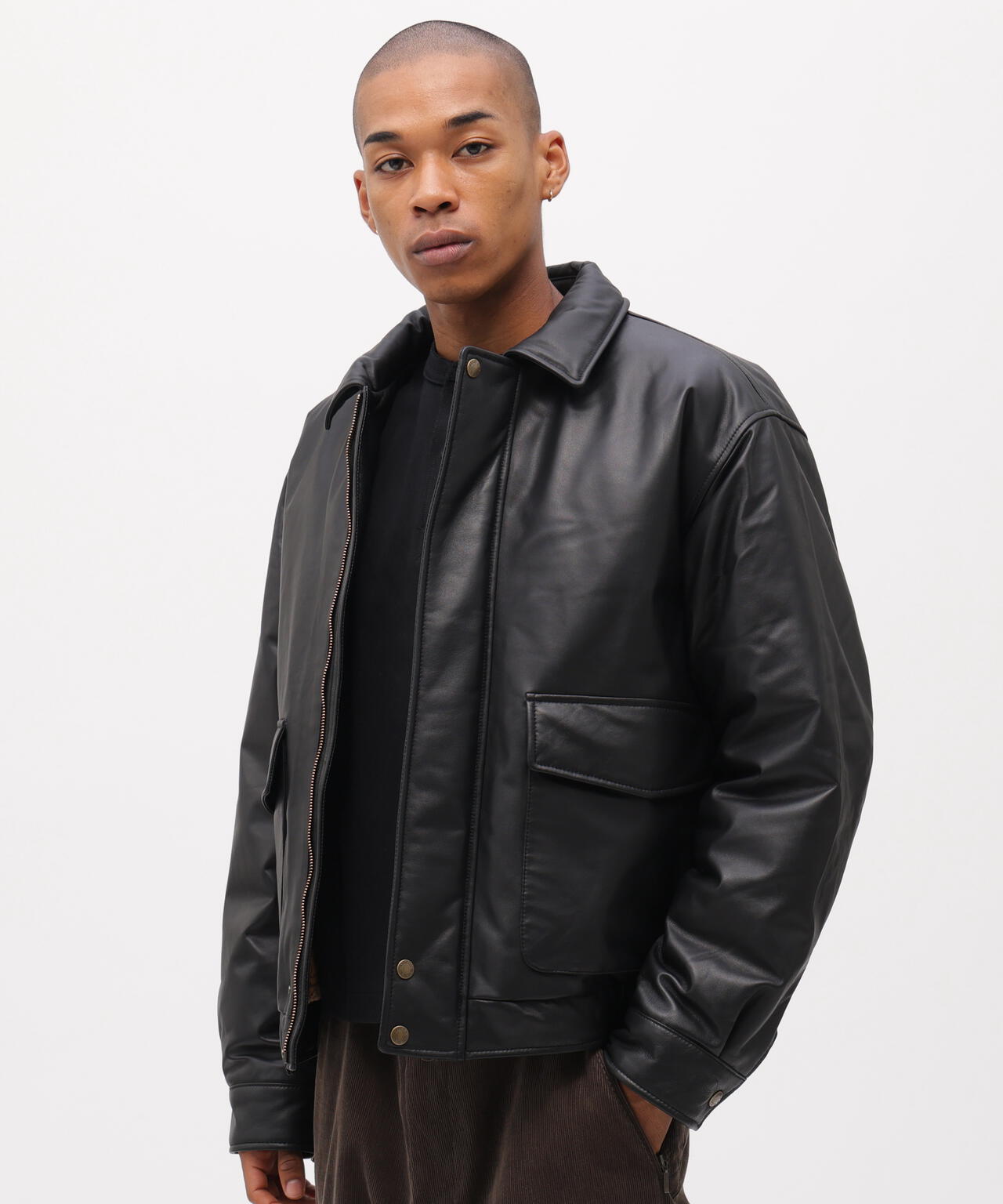 AVIREX × Eddie Bauer》LIGHT LEATHER BOMBER JACKET | AVIREX
