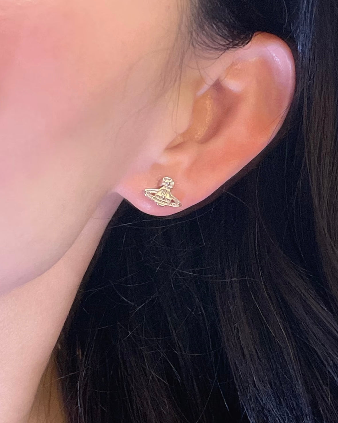 Vivienne Westwood Oslo Earrings (925 Sterling Silver) [New Arrival
