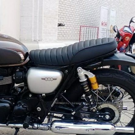 W400, W650, W800 カスタムシート タイプ5 コンフォート仕様 オメガ