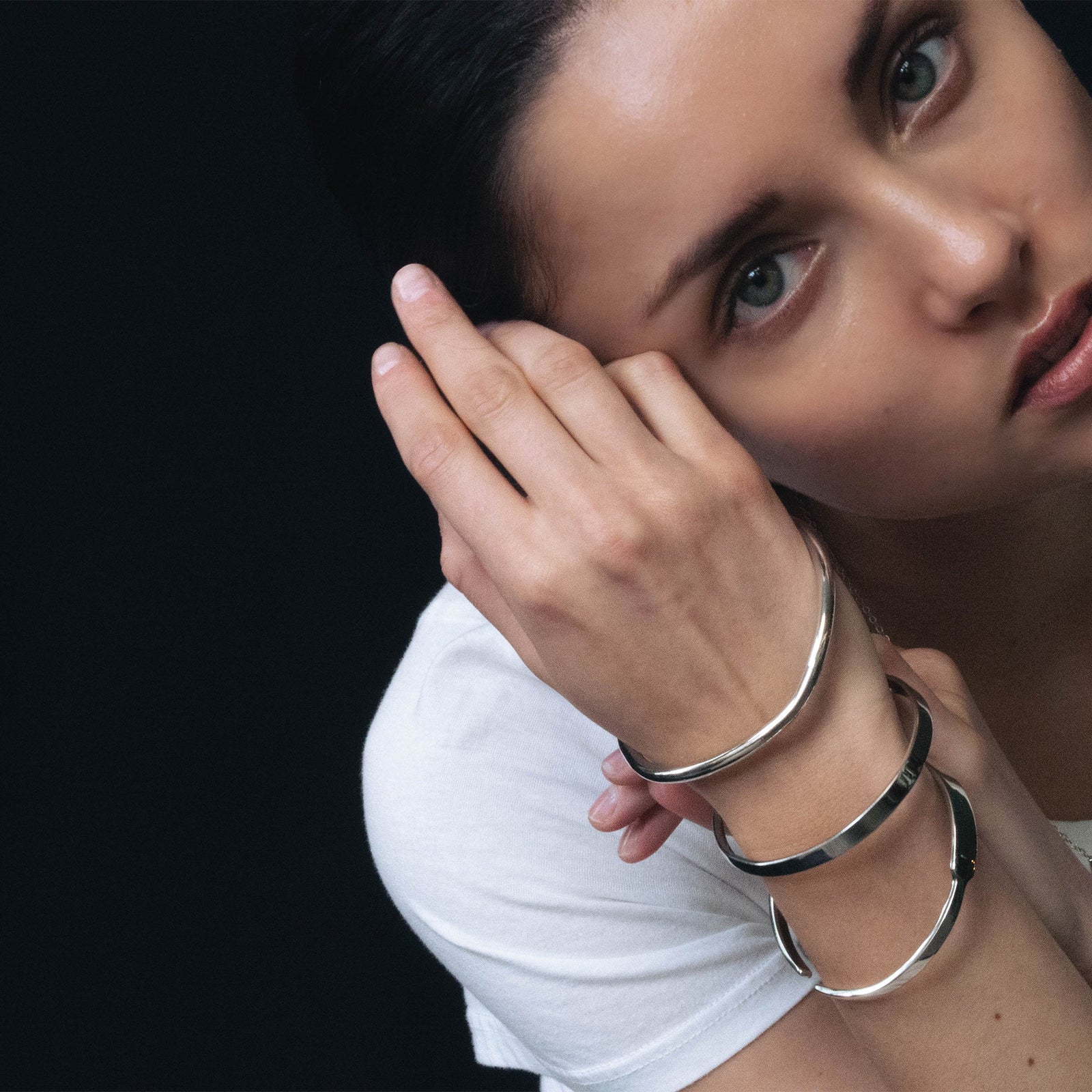 Wave Bangle by Victorious Crafts | Obakki