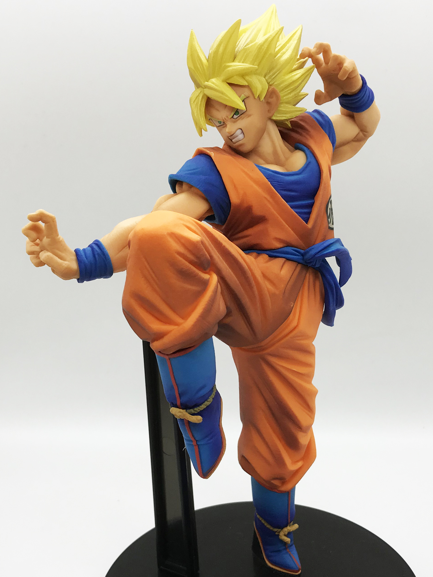 ドラゴンボール フィギュア】孫悟空 FES!!超サイヤ人孫悟空1をレビュー