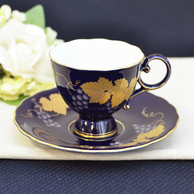 ルリ金彩葡萄）コーヒーカップ＆ソーサー|有田焼の老舗-香蘭社
