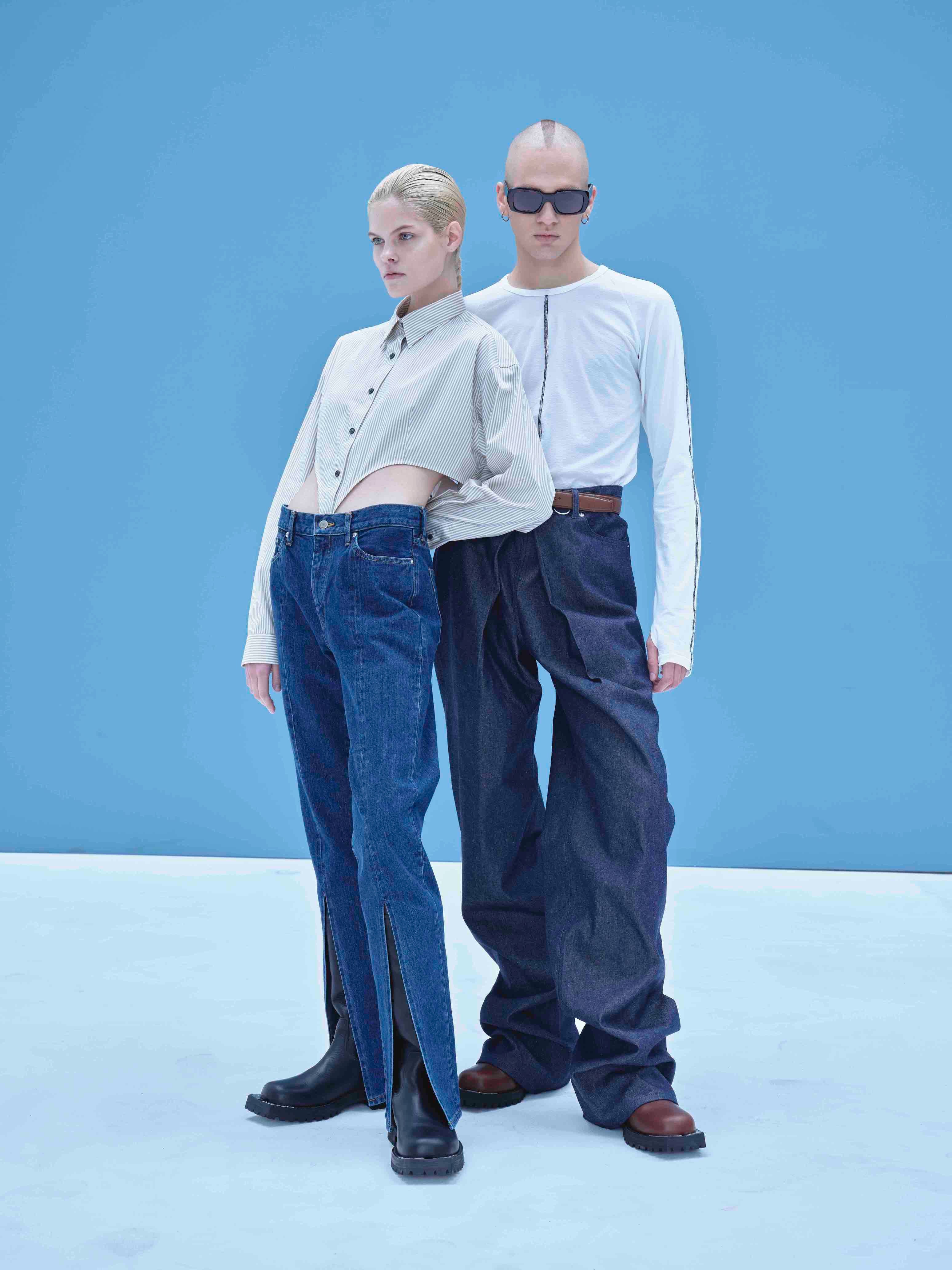 WASHED DENIM SLITTED PANTS