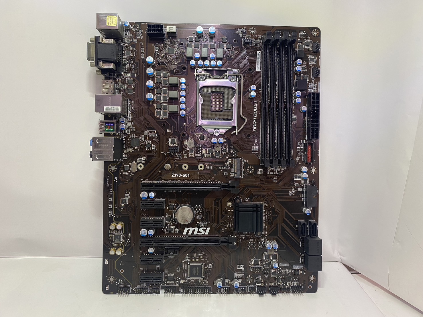 I7-8700とMSI Z370-S01 マザーボード ATX I7-8700とMSI Z370-S01