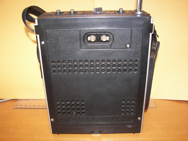 ソニー スカイセンサー5500 1972年型 （ICF-5500 FM/AM 3 BAND
