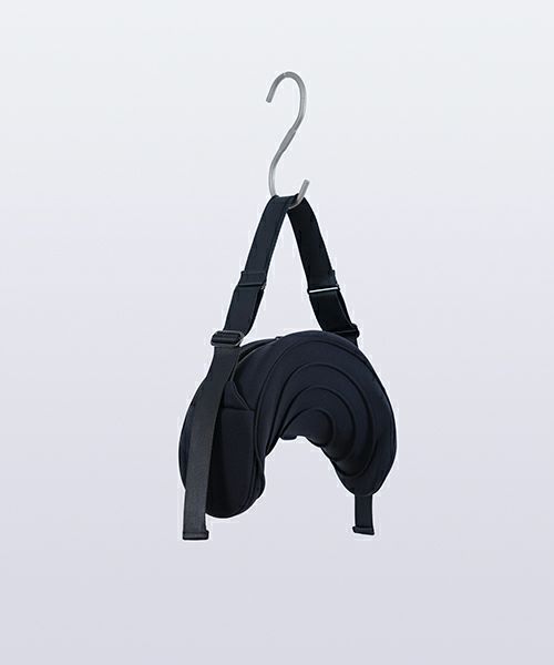 HATRA ハトラ Moebius Bag [black]