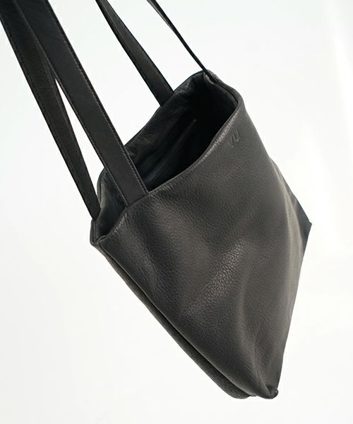 VU PRODUCT ヴウプロダクト 鹿革ショルダートート BLACK｜軽量ディア