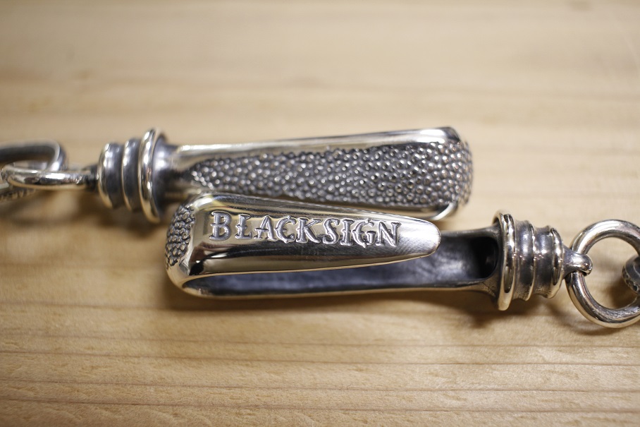 BLACK SIGN SILVER WALLET CHAINS～再入荷 : FEEBLES