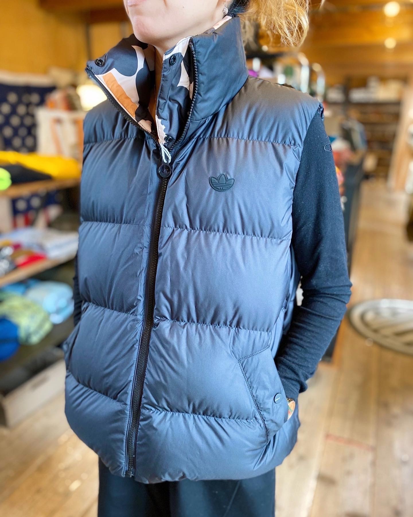 adidas×marimekko down vest 熊本 健軍 : &NAVY KENGUN