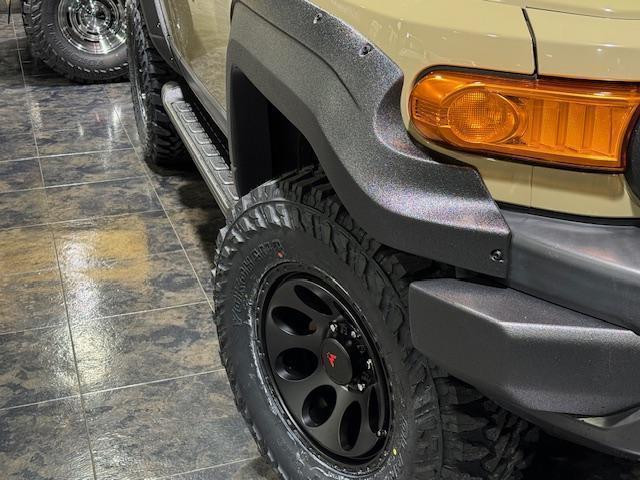 トヨタ FJクルーザー ベースグレード XCスタイル リフトアップ