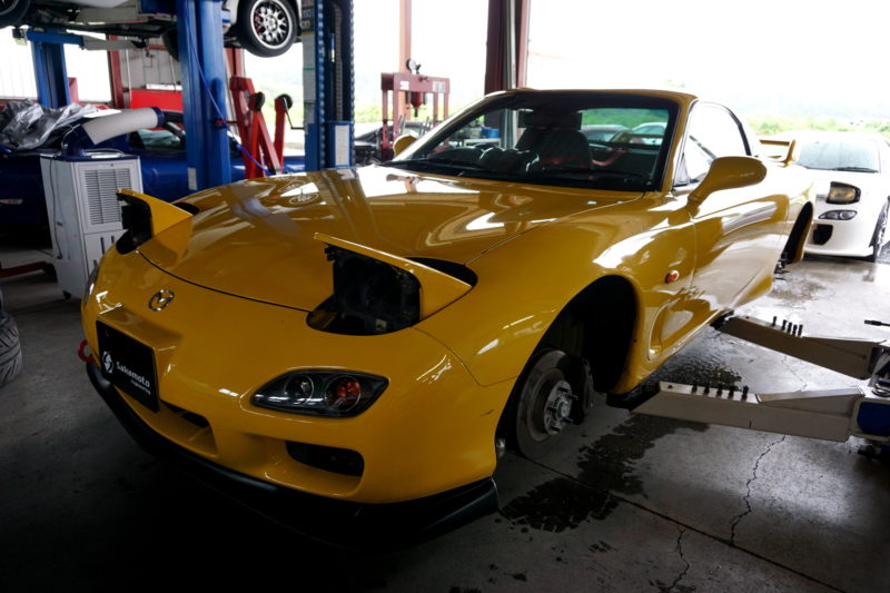 FD3S RX-7の車検ラッシュ。エアポンプレス仕様の車検は