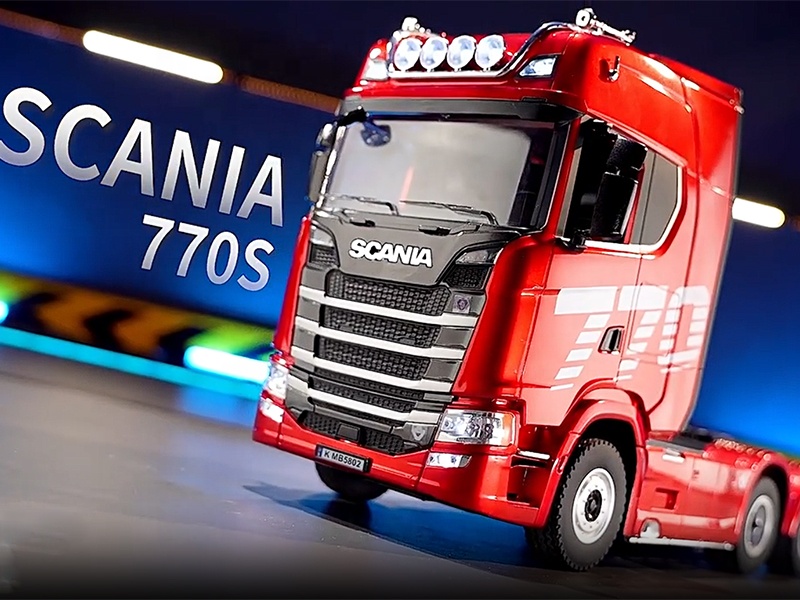 Huina 1501 1:18スケールScania 770S V8ライセンス電動RCトレーラー