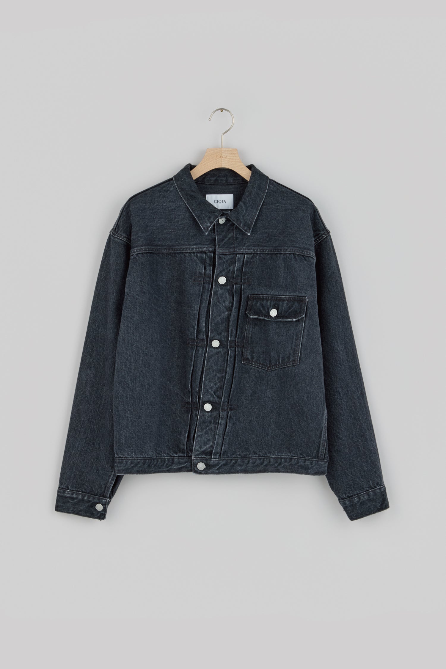 Single Pocket Denim Jacket – CIOTA Online Shop