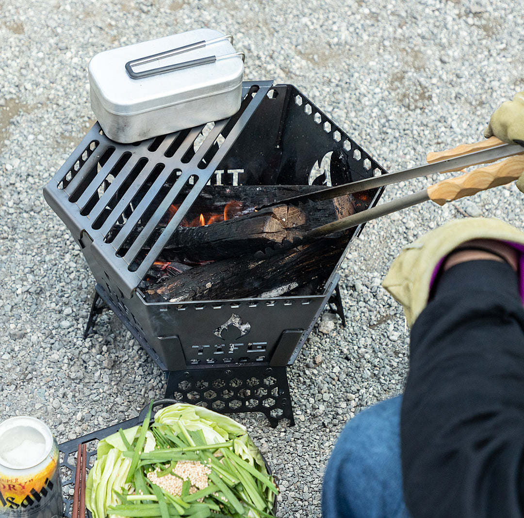 THE IRON FIELD GEAR × CAMP TOOLS］ハニカムファイヤーベース – FUNQTEN