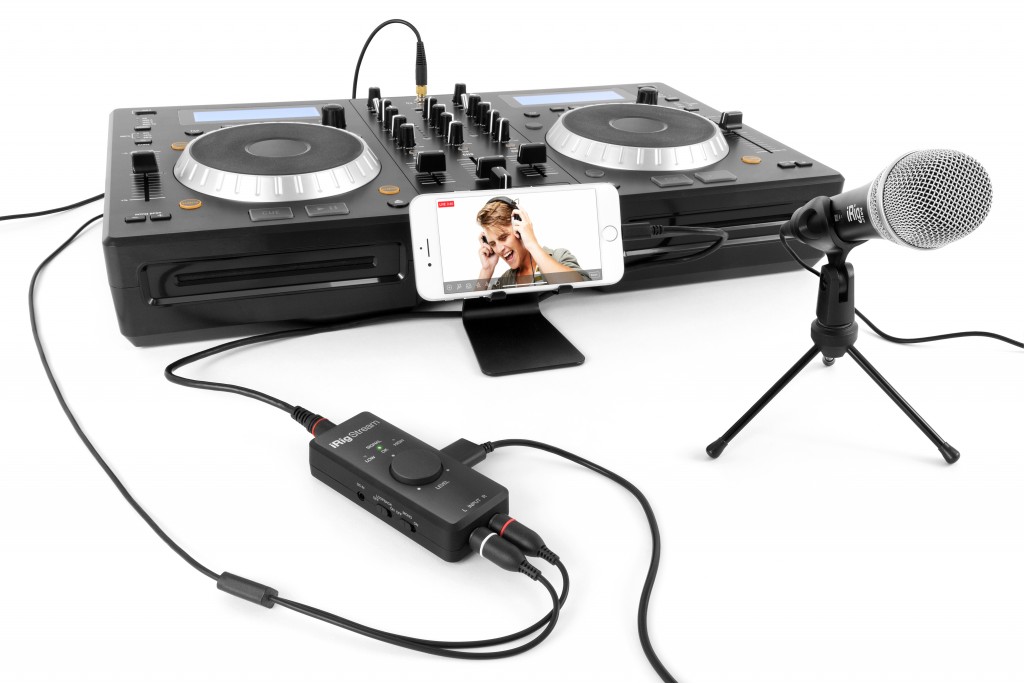 IK Multimedia iRig Stream | SHOP FOCAL
