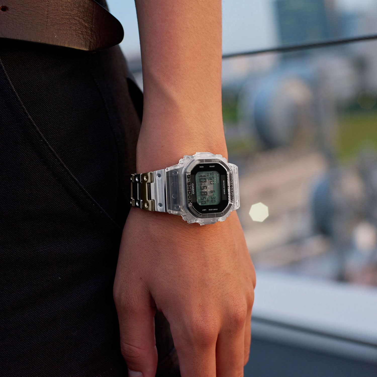 Gショック】40th Anniversary CLEAR REMIX / DWE-5640RX-7JR – GQ SHOP