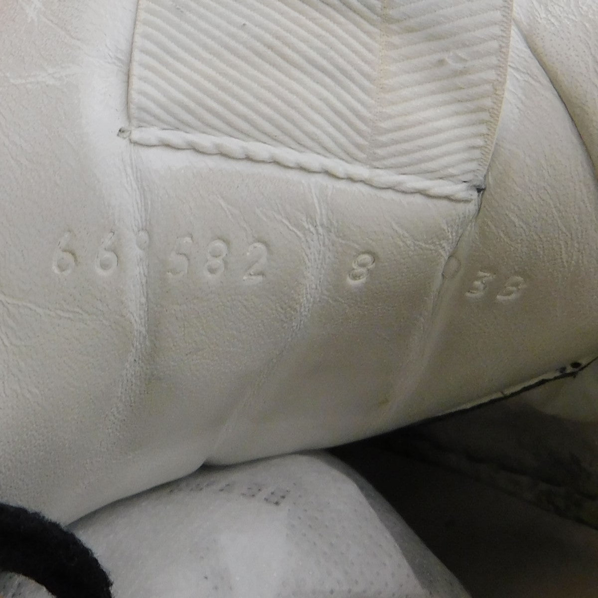 GUCCI(グッチ) GGエンボスローカットスニーカー 669582 669582