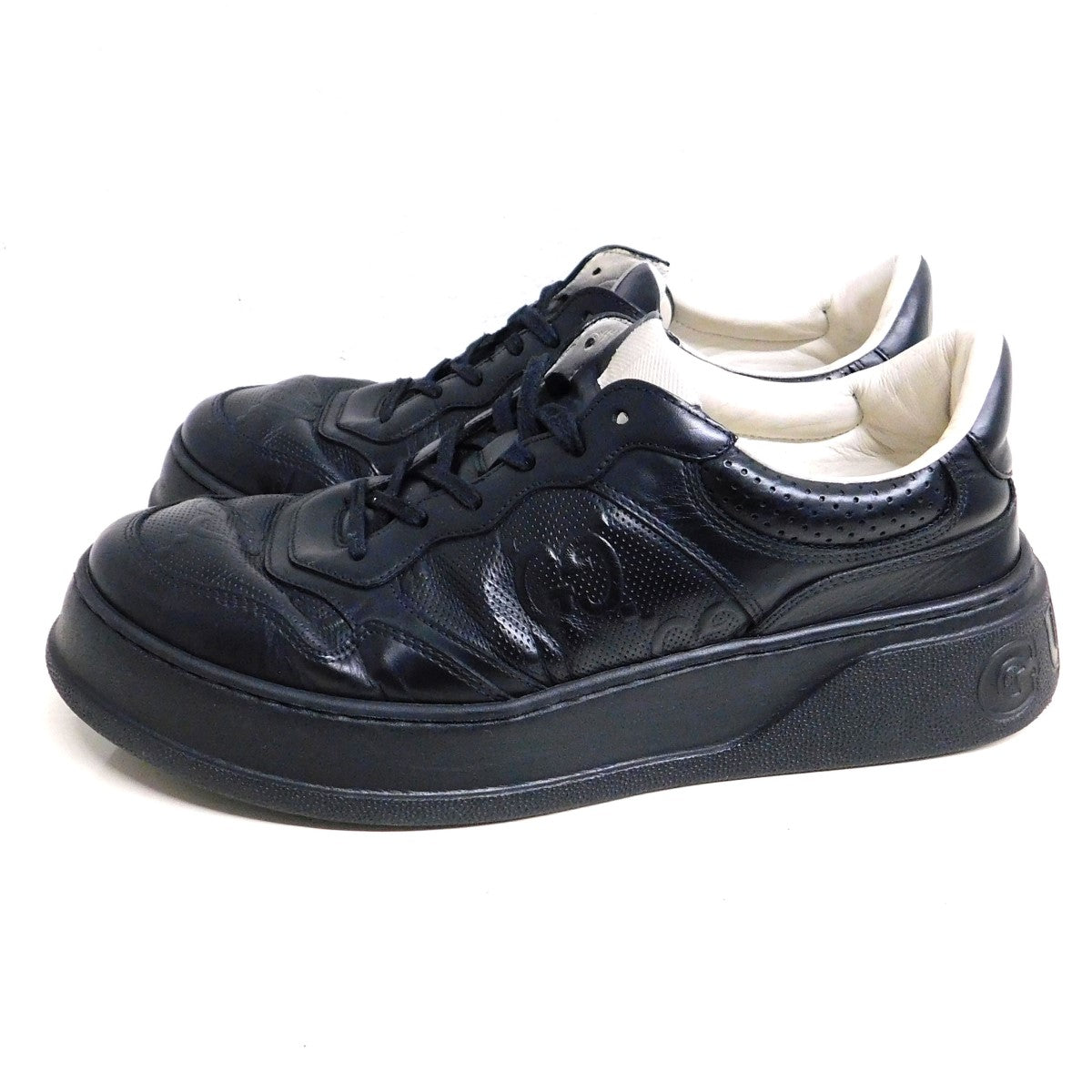 GUCCI(グッチ) GGエンボスローカットスニーカー 669582 669582