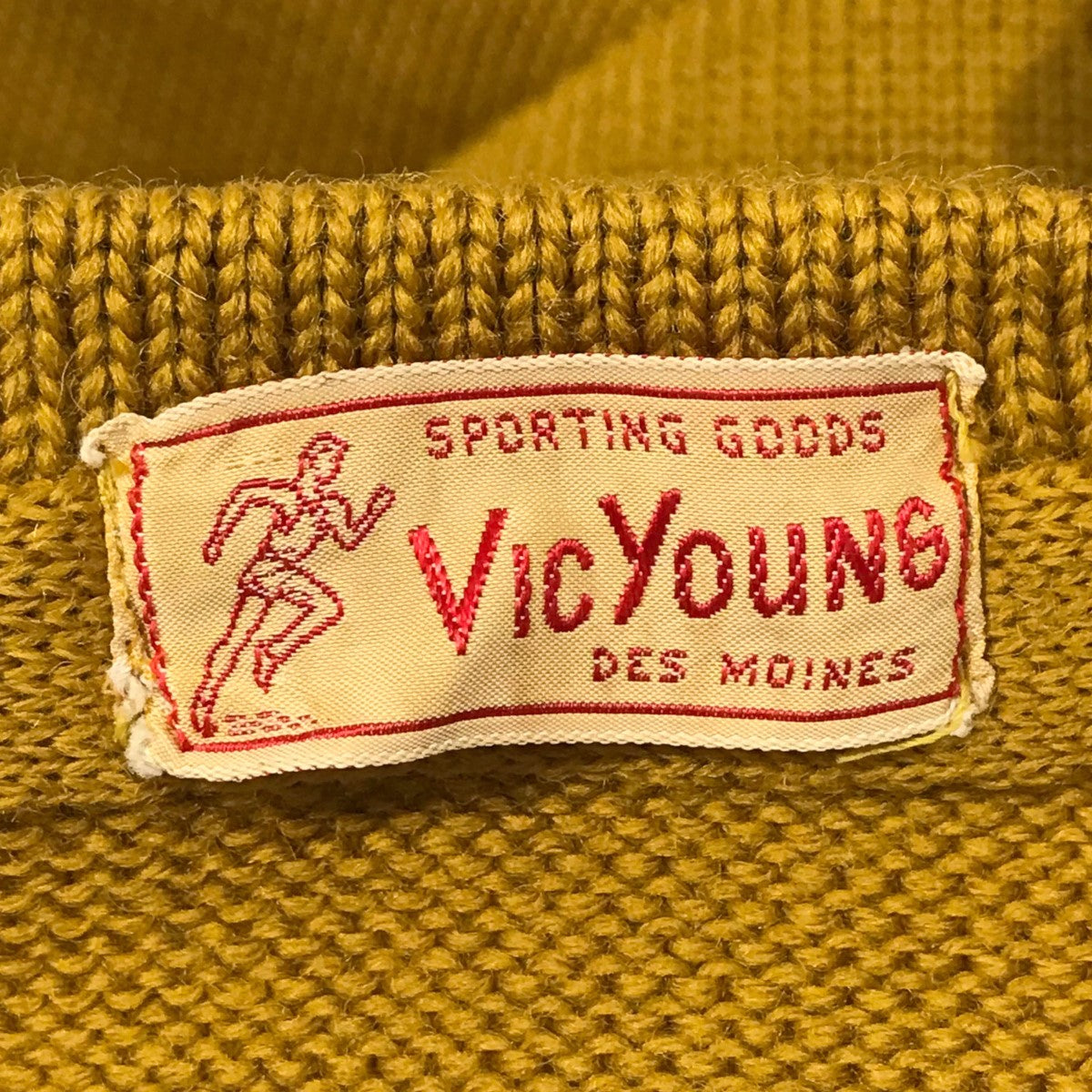VICYOUNG(ヴィックヤング) 50s ニットセーター Lettered Knit レタード