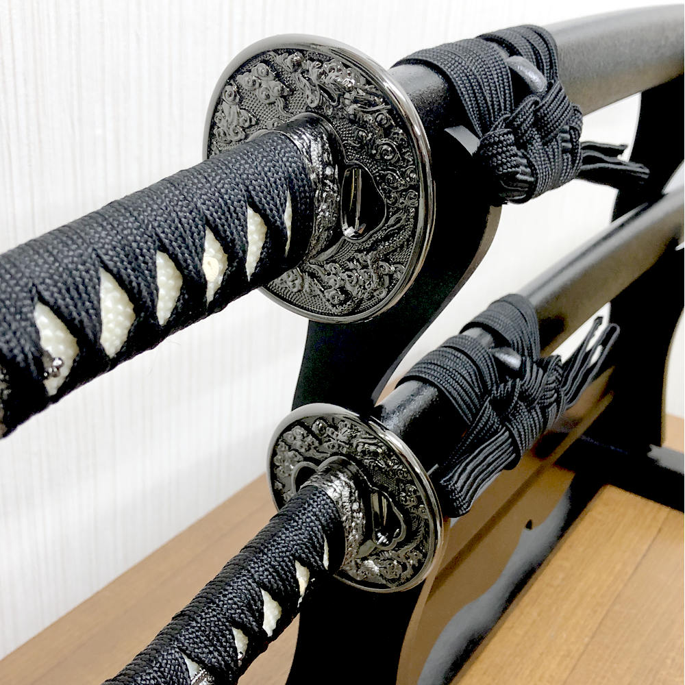 日本刀（美術鑑賞用模造刀）大刀・小刀2本セット 黒石目 新デザイン