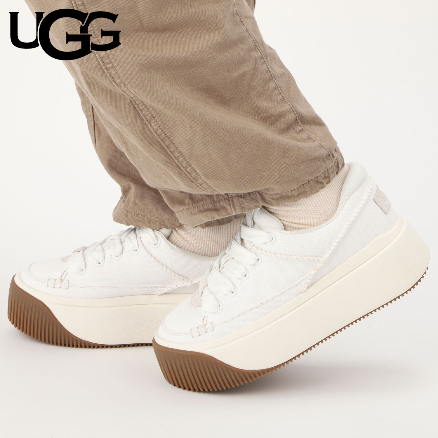UGG（アグ） スニーカー スリッポン イージー ダジット エッセンシャル