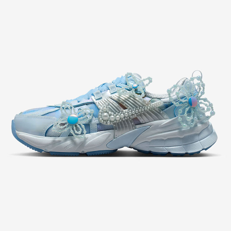 NIKE（ナイキ） スニーカー W V2K RUN X SUSAN FANG ウィメンズ V2K