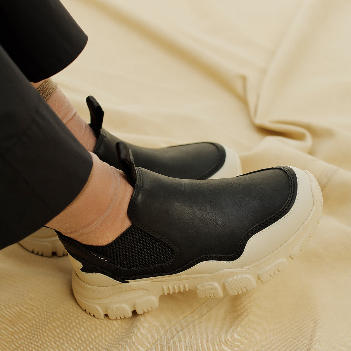 SHAKA サイドゴアブーツ TREK SHORT CHELSEA AT メンズ/レディース