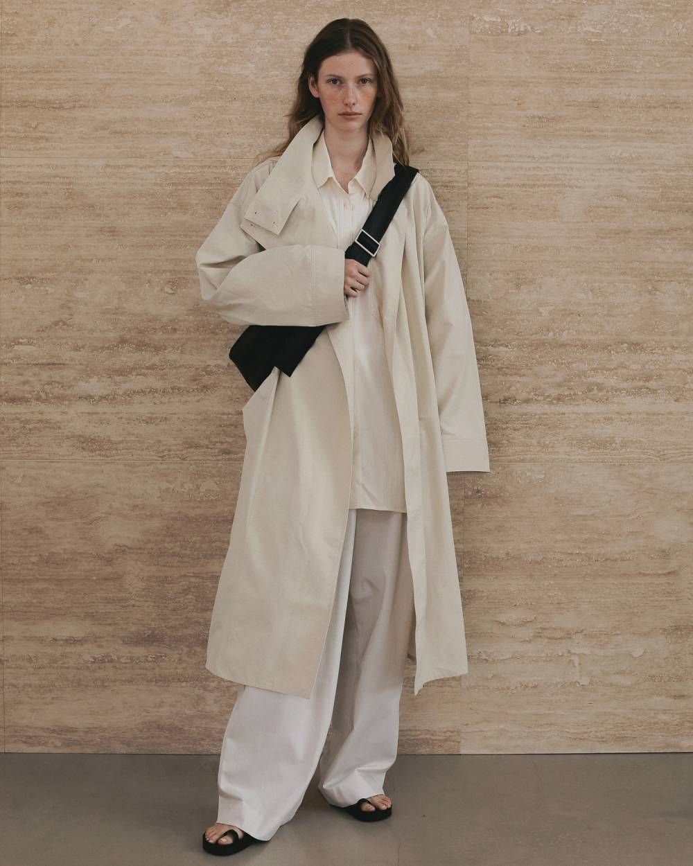 ànuke - Standcollar Long Coat (Ivory) / スリットリブニット