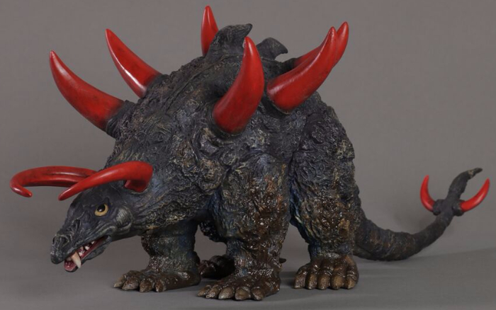 エクスプラスの［大怪獣シリーズ］で「マグネドン」が「激闘カラーVer