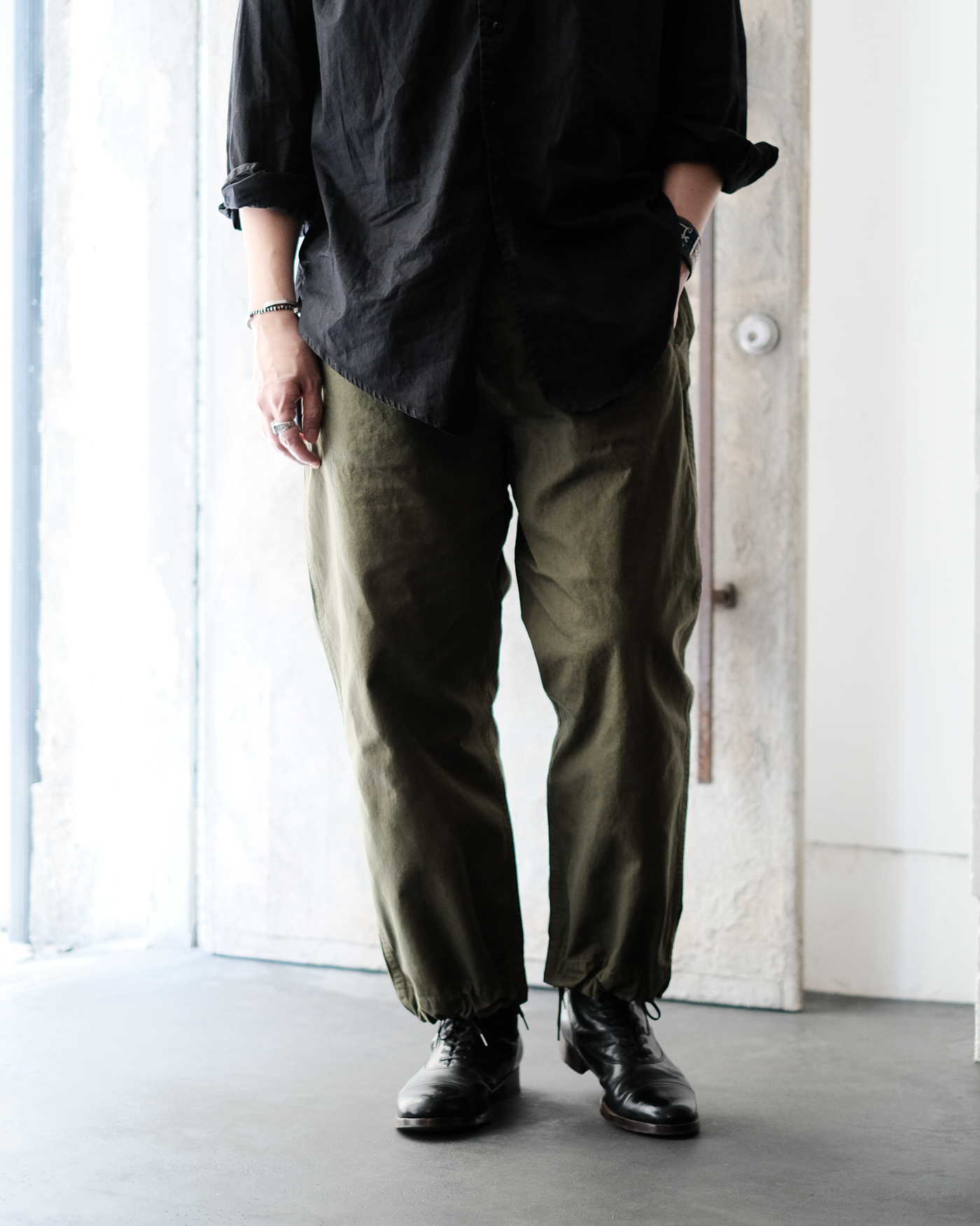 PANTALON LIMOGES col.Olive - Sleepy PEOPLE | スリーピーピープル