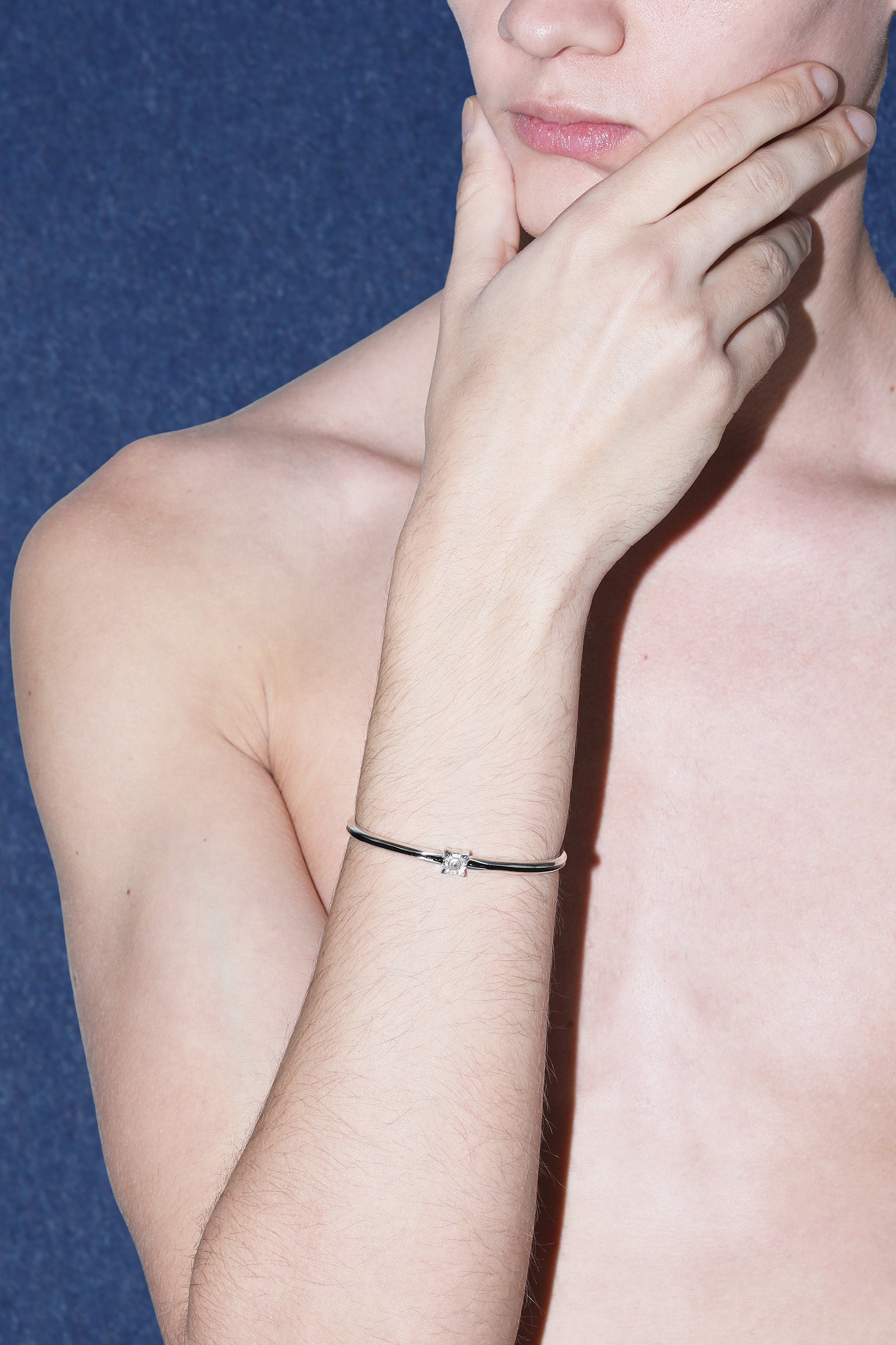 METAL BANGLE SILVER – TOGA ONLINE STORE