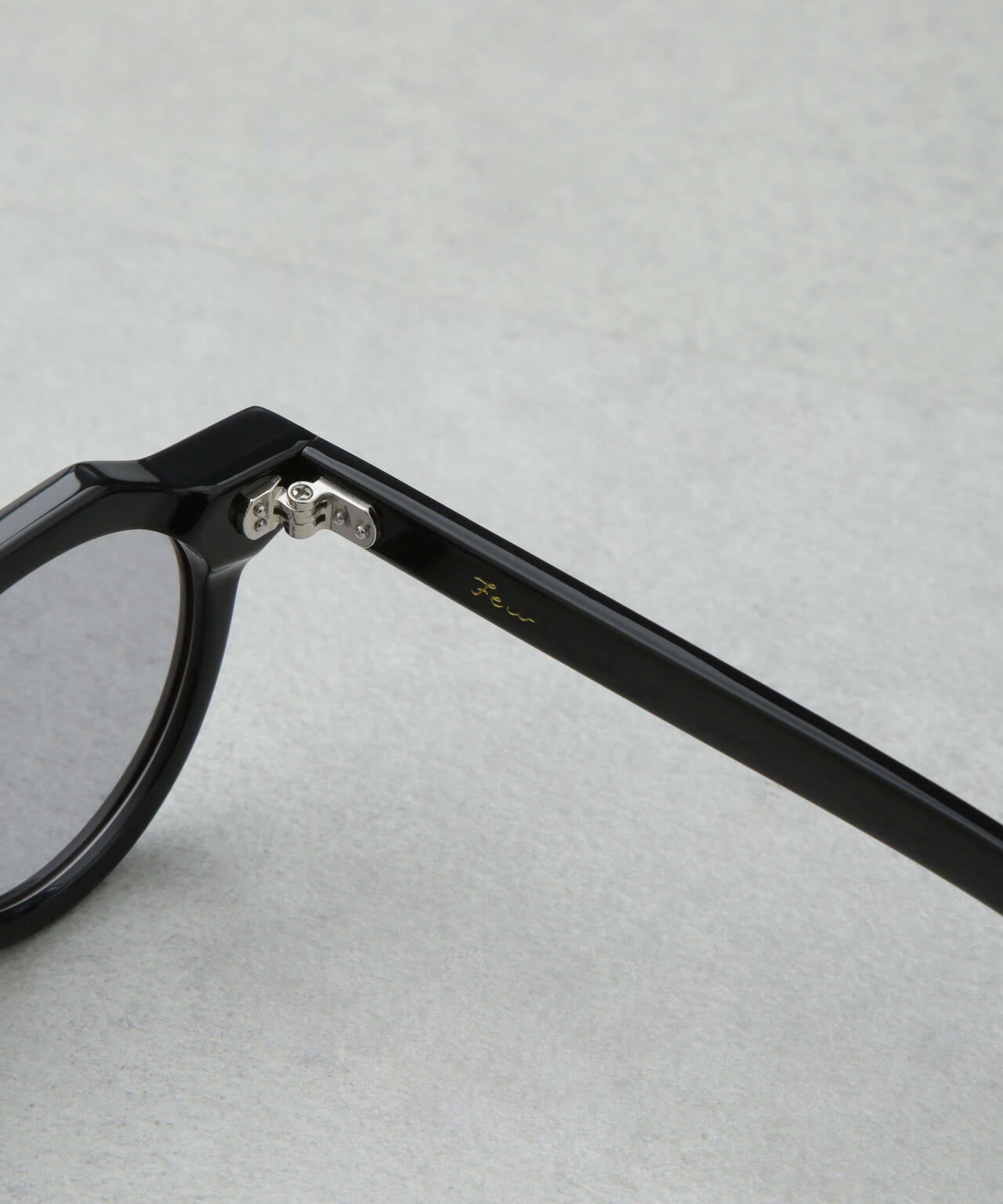 NEW.(Few.) / F5