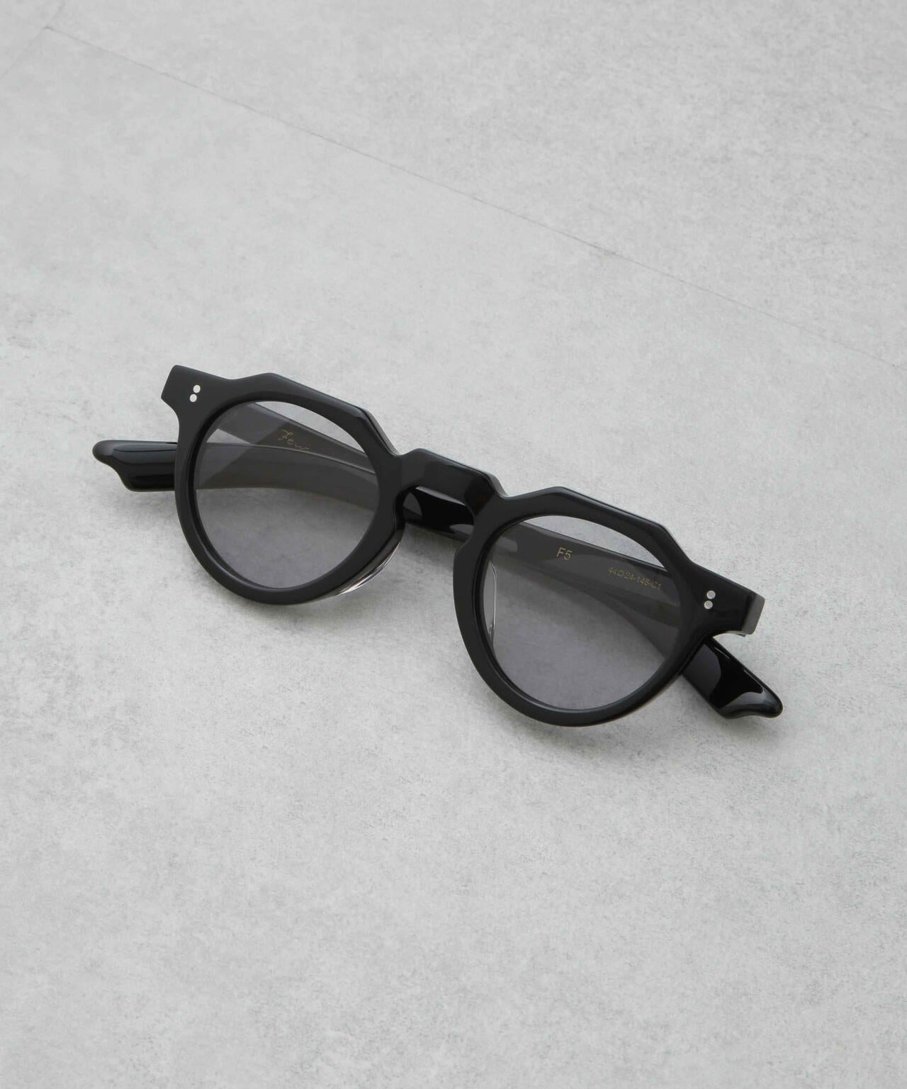 NEW.(Few.) / F5