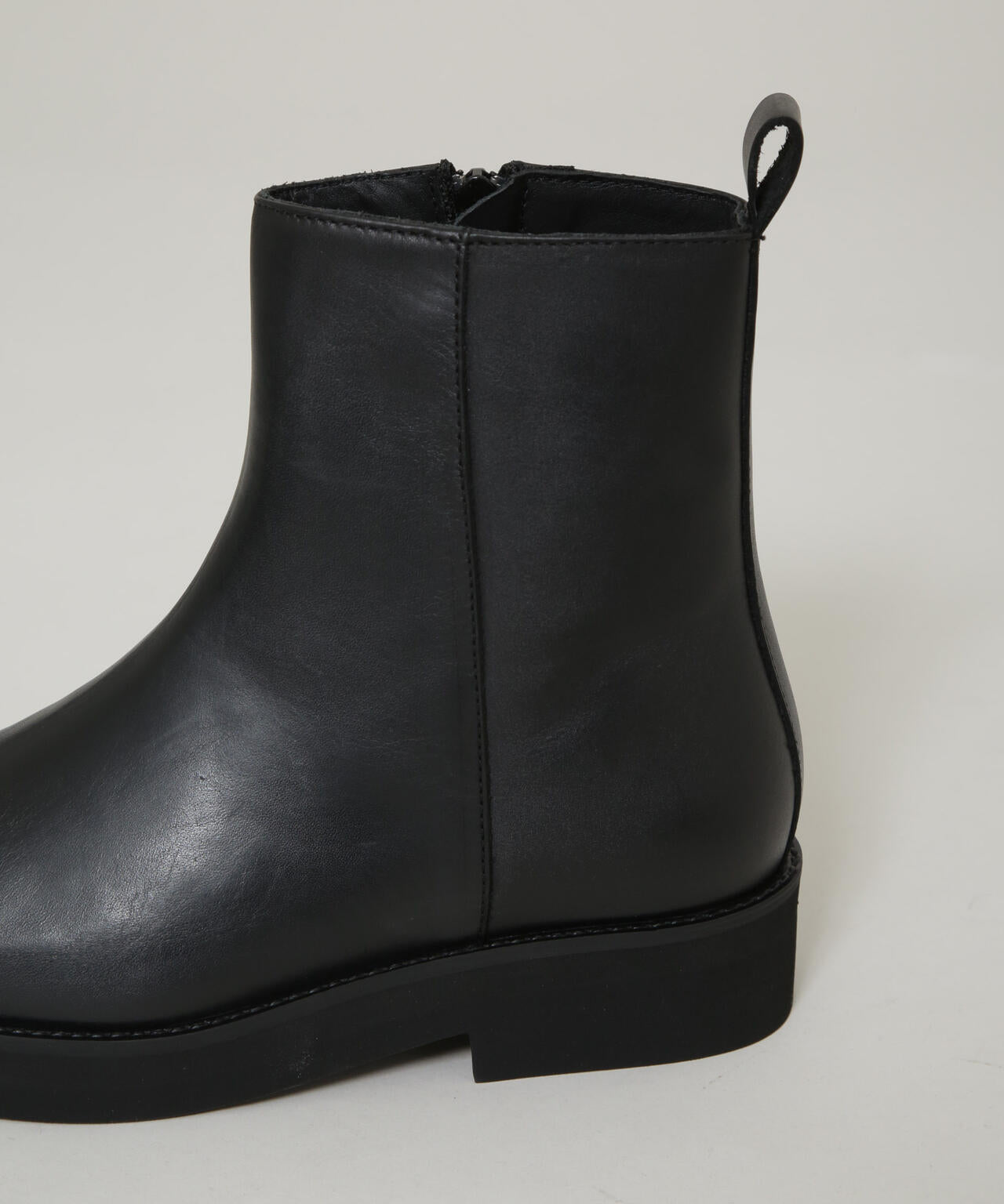 CAMINANDO / SIDE ZIP SHORT BOOTS