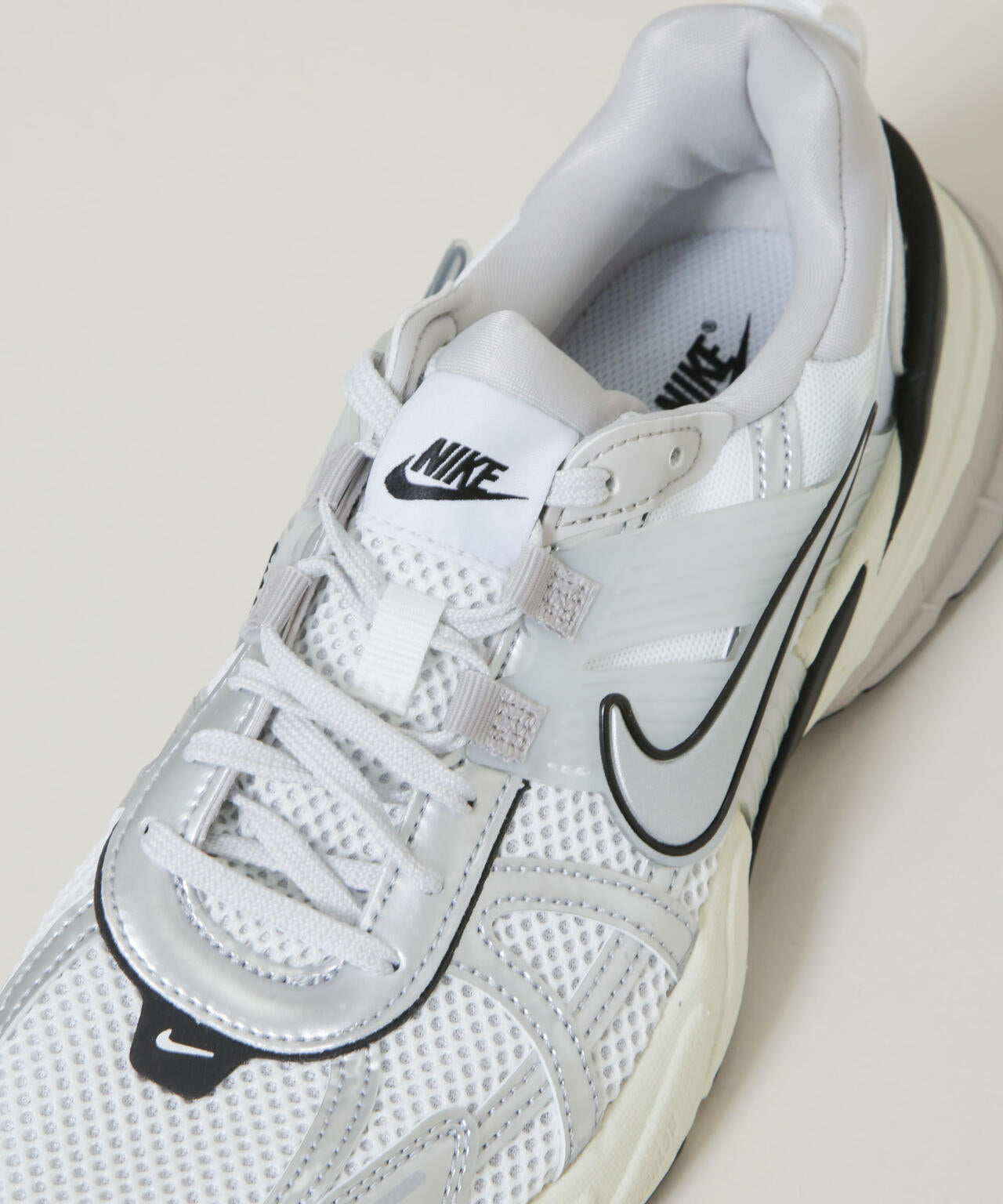 NIKE / ナイキ ウィメンズ V2K ラン