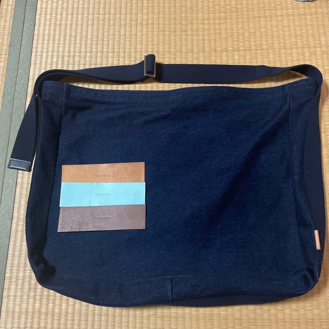 Hender Scheme shoulder bag bigステッカー Hender Scheme Pig Shoulder Bag Big | Khaki | Canoe Club