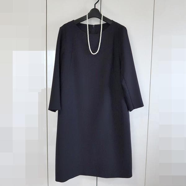 美品■レリアン■大きいサイズ17+■シンプルで上品なワンピース■ネイビー 美品□レリアン□大きいサイズ17+□シンプルで上品なワンピース