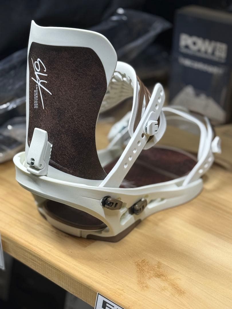 かん様 SLY α Mサイズ 25-26 今年でたグラトリバイン 新品未使用 楽天市場】25-26 SLY SNOWBOARD BINDINGS スライ ビンディング