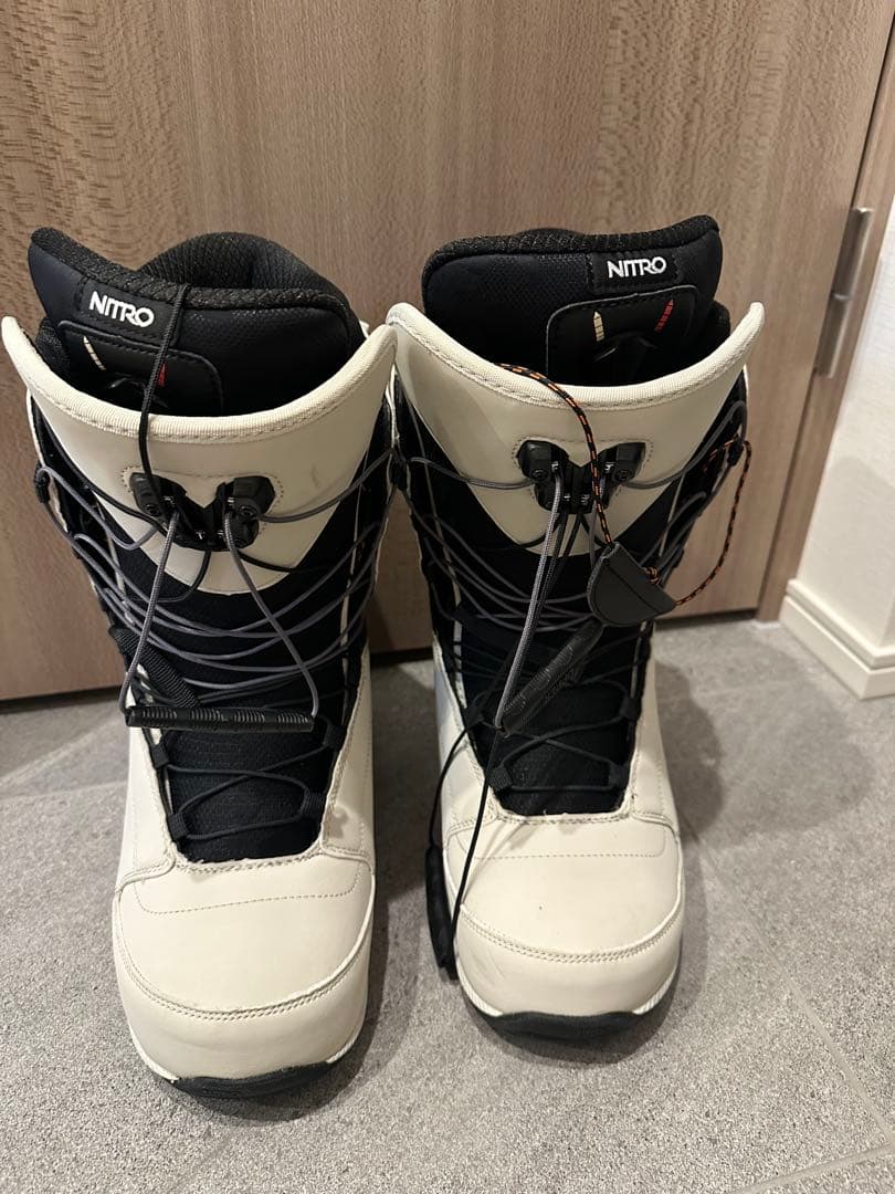 NITRO スノーボードブーツ ホワイト/ブラック NITRO（ナイトロ） ブーツ NITRO TEAM チーム TLS 25-26 MENS メンズ