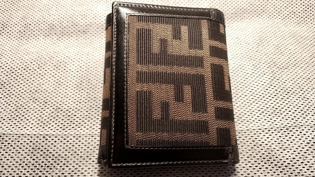 FENDI フェンディ ズッカ柄 三つ折り財布 フェンディ(FENDI)|ズッカ柄三つ折り財布|【ハードオフ公式通販】オフ