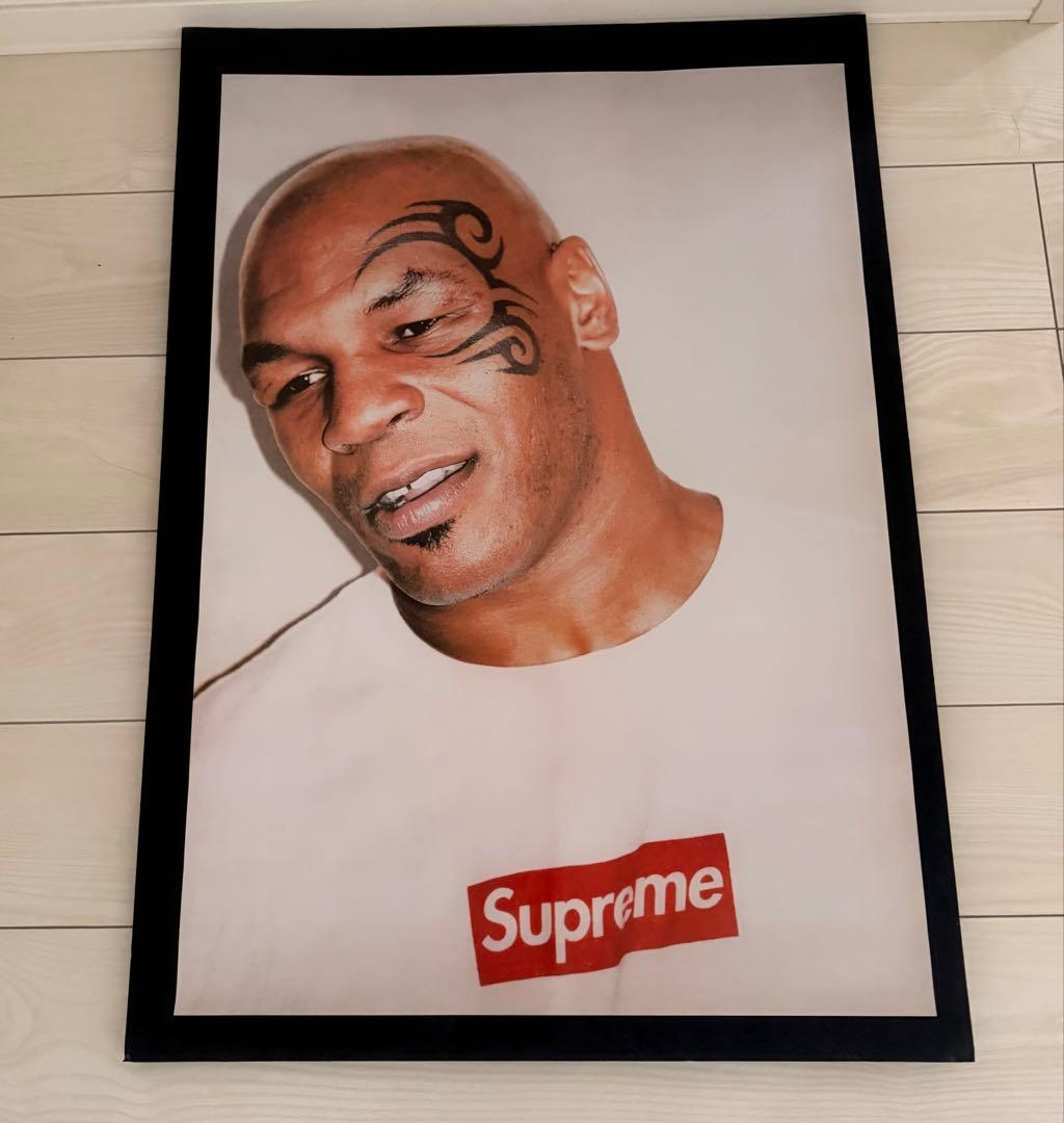 ⭐️正規品AW07 Supreme × Mike Tyson ポスター中古 美品♪ AW07 Supreme × Mike Tyson ポスター中古 正規品 - メルカリ